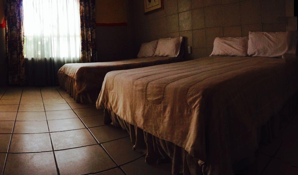 Hotel Mi Pueblito Tonalá 部屋 写真