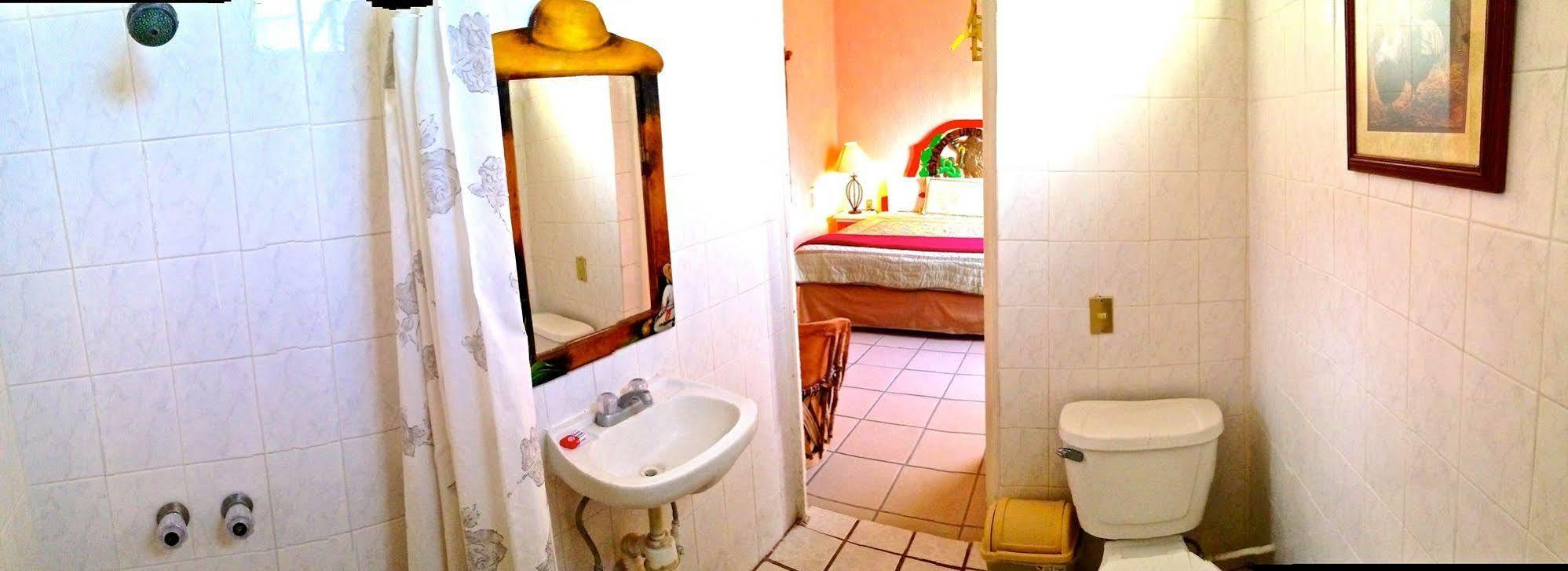 Hotel Mi Pueblito Tonalá エクステリア 写真