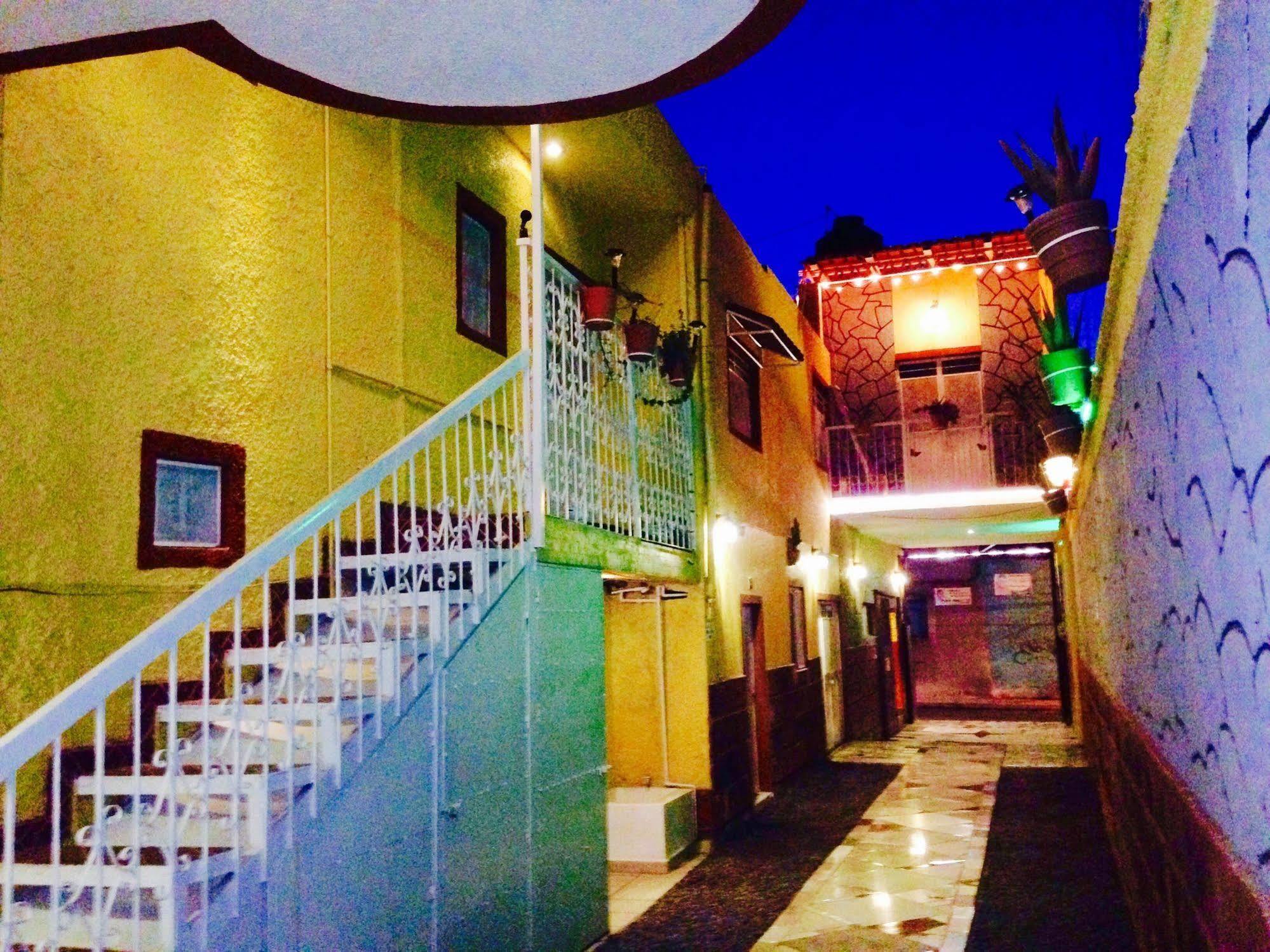 Hotel Mi Pueblito Tonalá エクステリア 写真