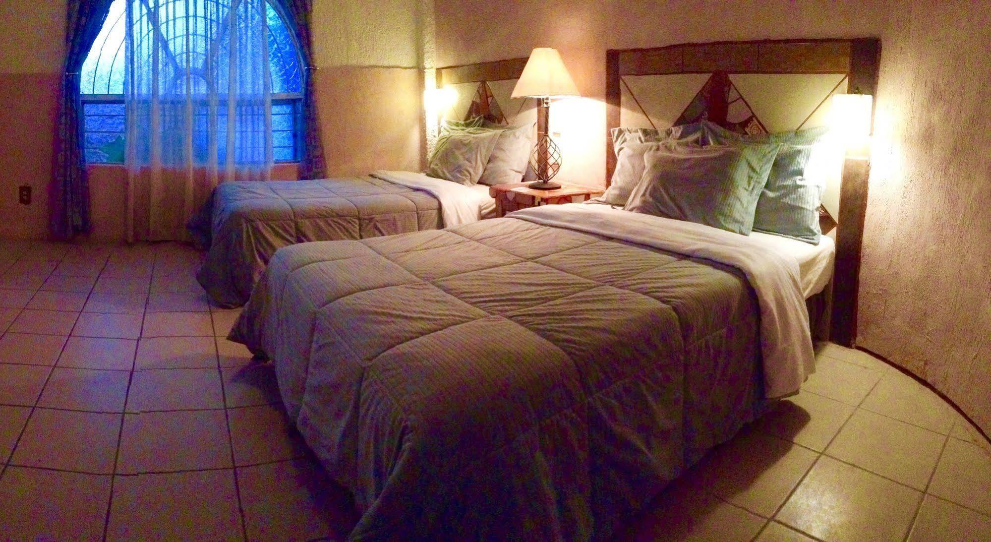 Hotel Mi Pueblito Tonalá エクステリア 写真
