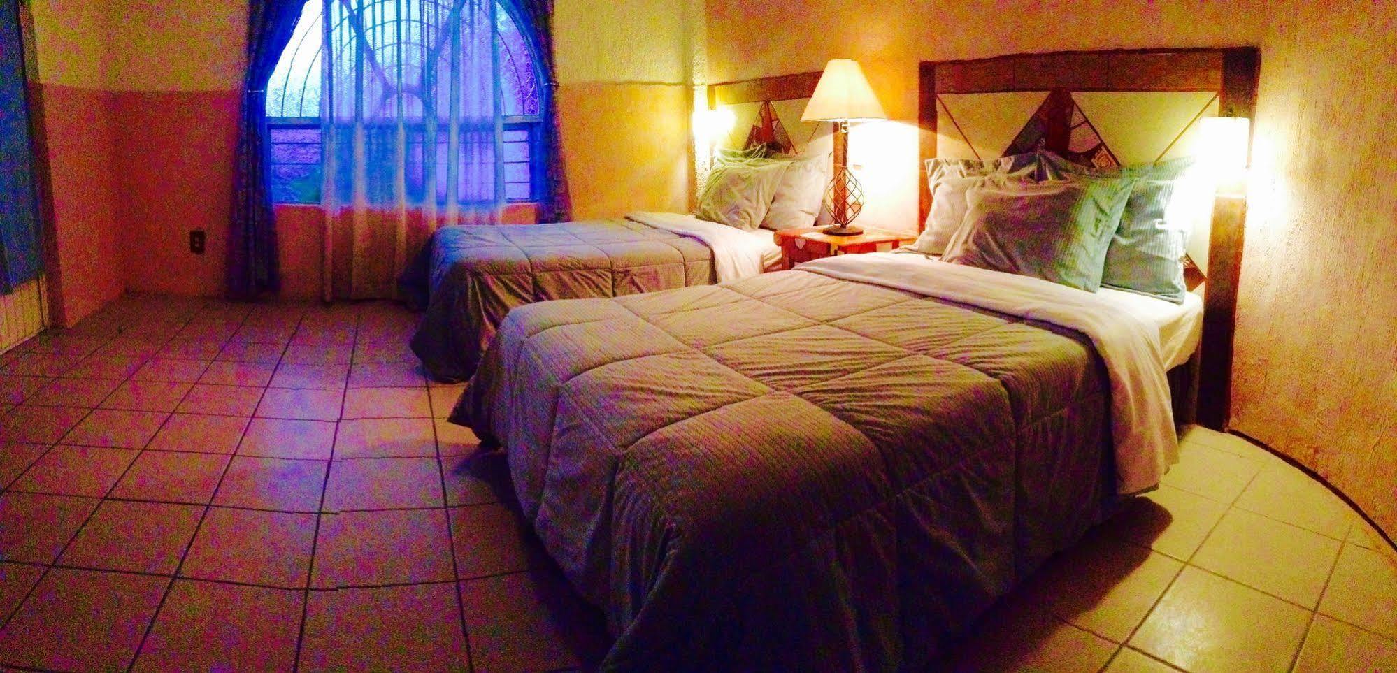 Hotel Mi Pueblito Tonalá エクステリア 写真